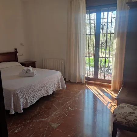 La Ribera Hotel 2*
